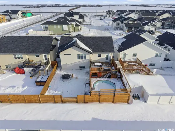 805 Weir CRESCENT, Warman, SK S0K 4S4