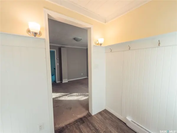 118 32nd STREET W, Saskatoon, SK S7L 0S1