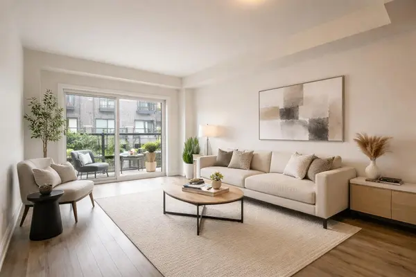 1770 Lawrence AVE W #2, Toronto W04, ON M6L 1C7