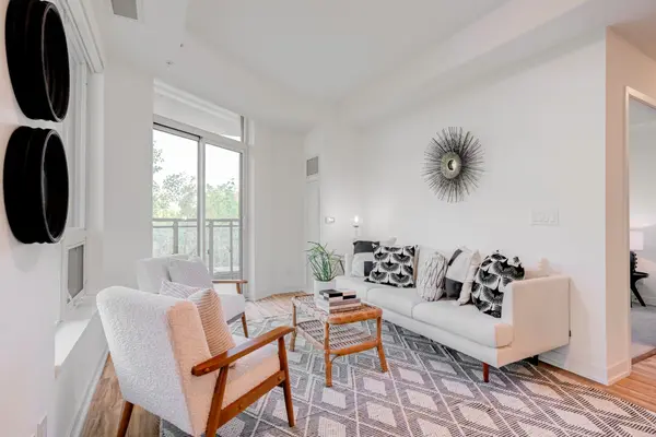 840 Queens Plate DR #205, Toronto W10, ON M9W 0E7