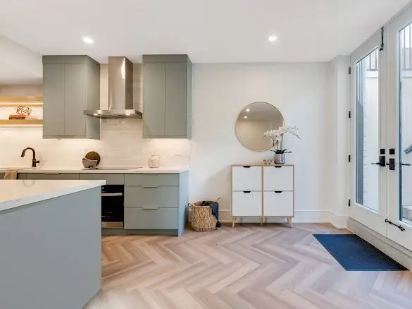 2371 Camilla RD #Bsmt, Mississauga, ON L5A 2K4