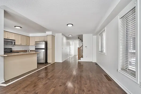 4227 Cole CRES, Burlington, ON L7M 0M7