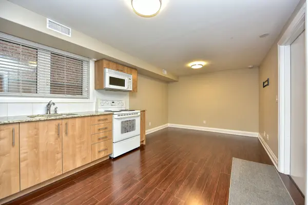 487 Salem AVE N #L1, Toronto W02, ON M6H 3C9