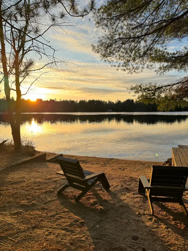 1036 Barbara RD, Dysart Et Al, ON K0L 1M1