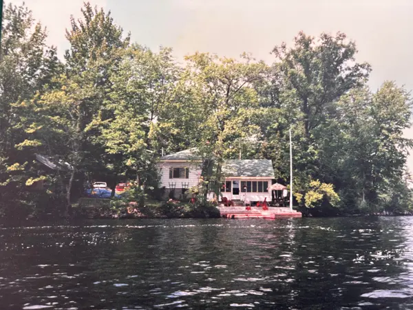 71 Fire 15 Route, North Kawartha, ON K0L 3E0