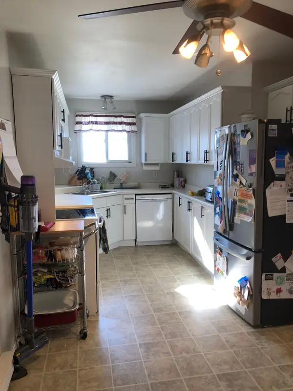 812 Walsh ST, Kincardine, ON N2Z 1P4