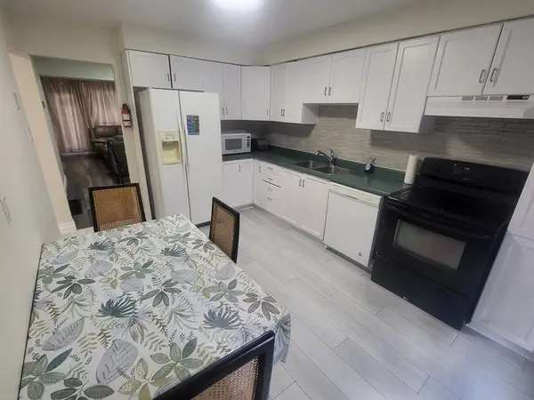 137 Dovercliffe RD, Guelph, ON N1G 3A5