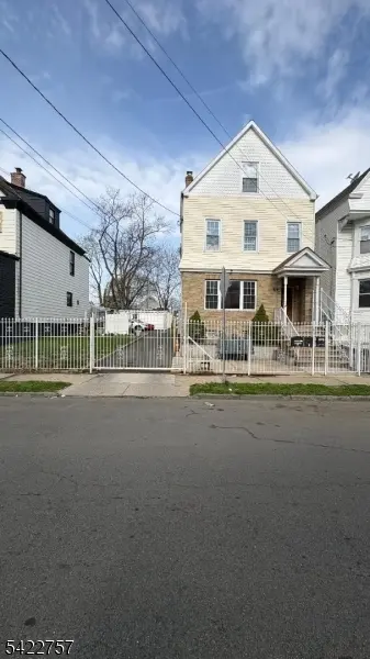 87 Ellis Ave, Irvington Twp., NJ 07111