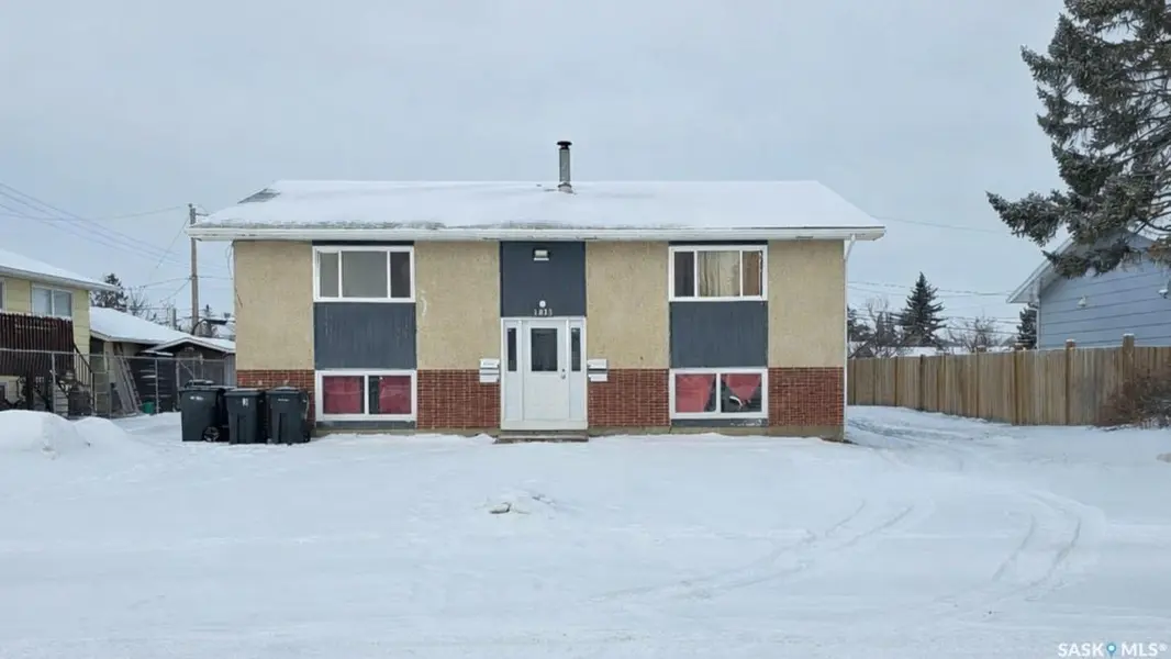 1411 111th STREET, North Battleford, SK S9A 2K7
