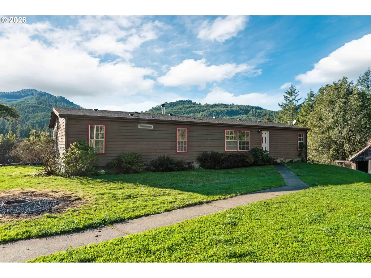 41308 S POWERS RD, Powers, OR 97466