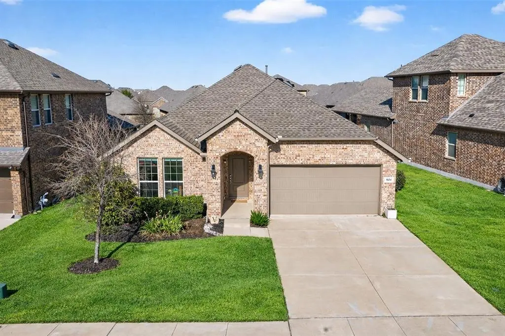 924 Royal Lane, Celina, TX 75009