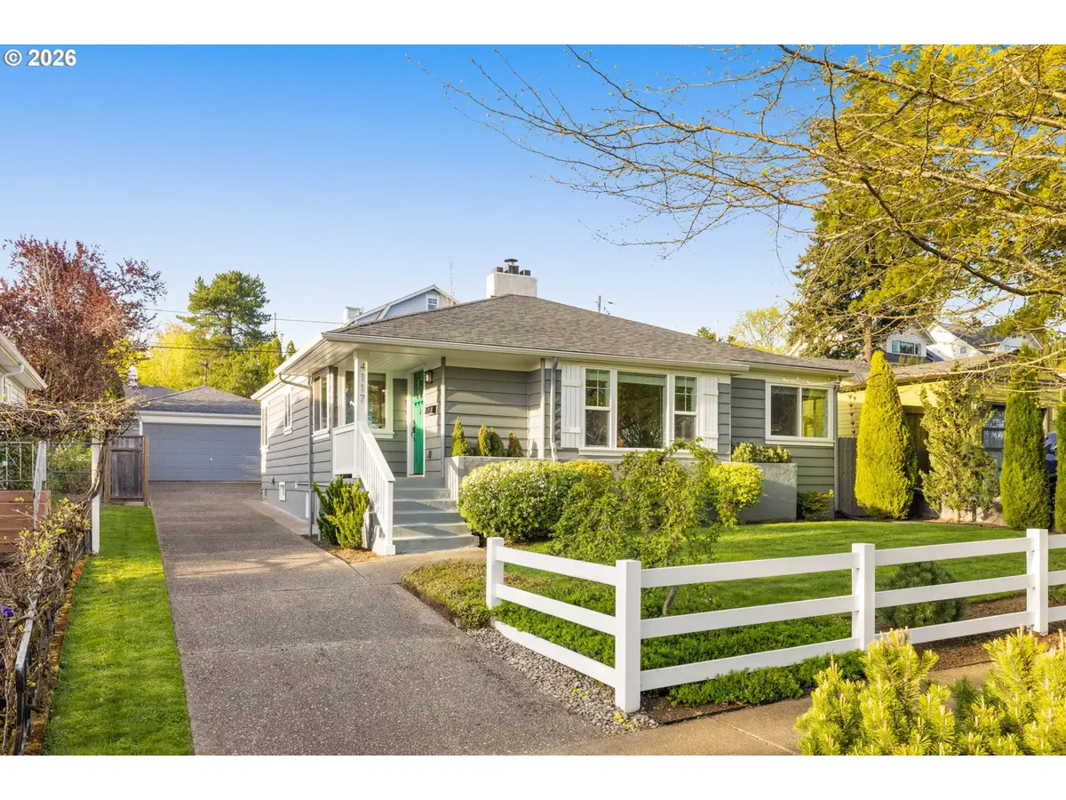 4117 SE HENDERSON ST, Portland, OR 97202