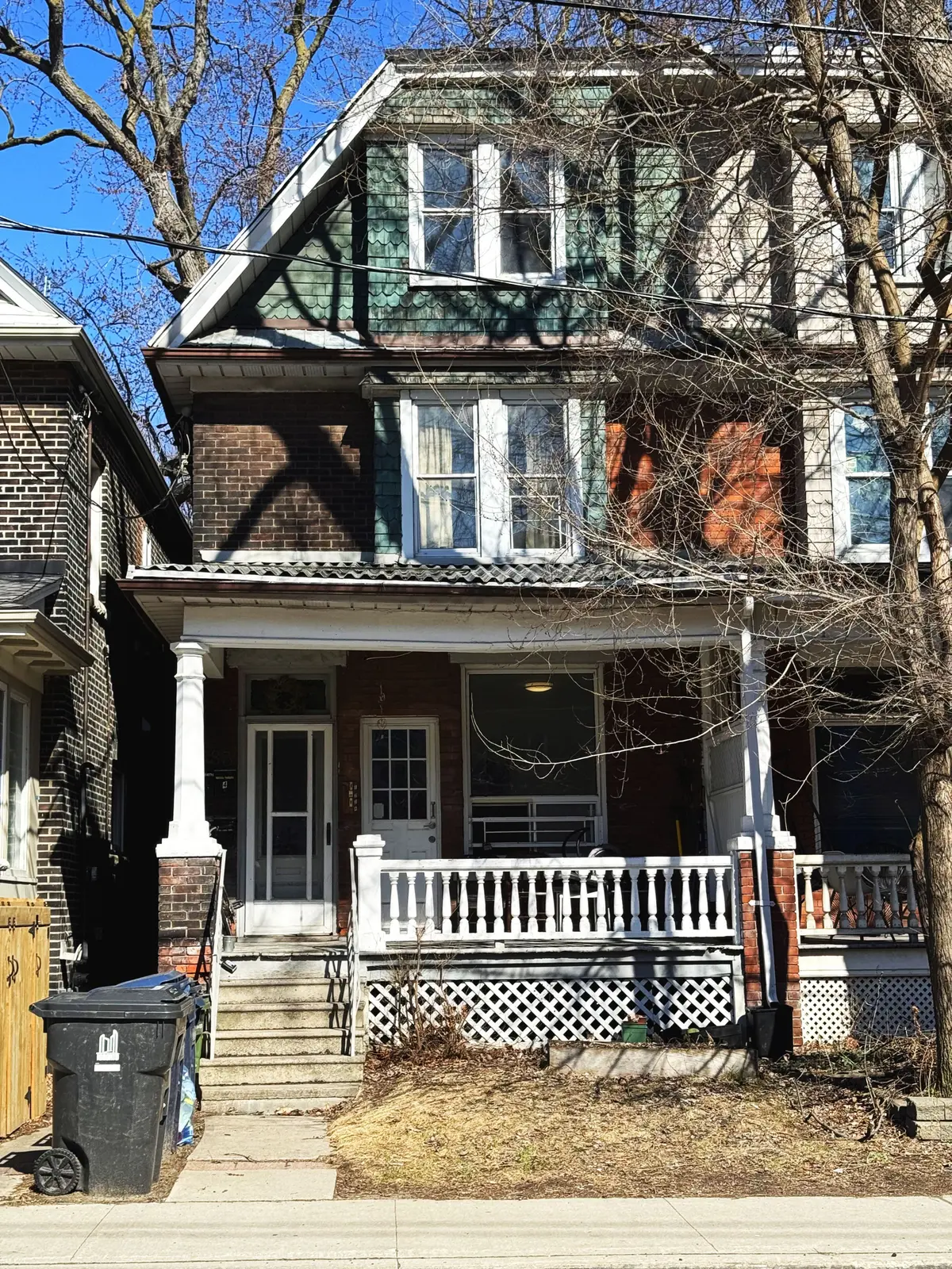383 Lansdowne AVE, Toronto C01, ON M6H 3Y2