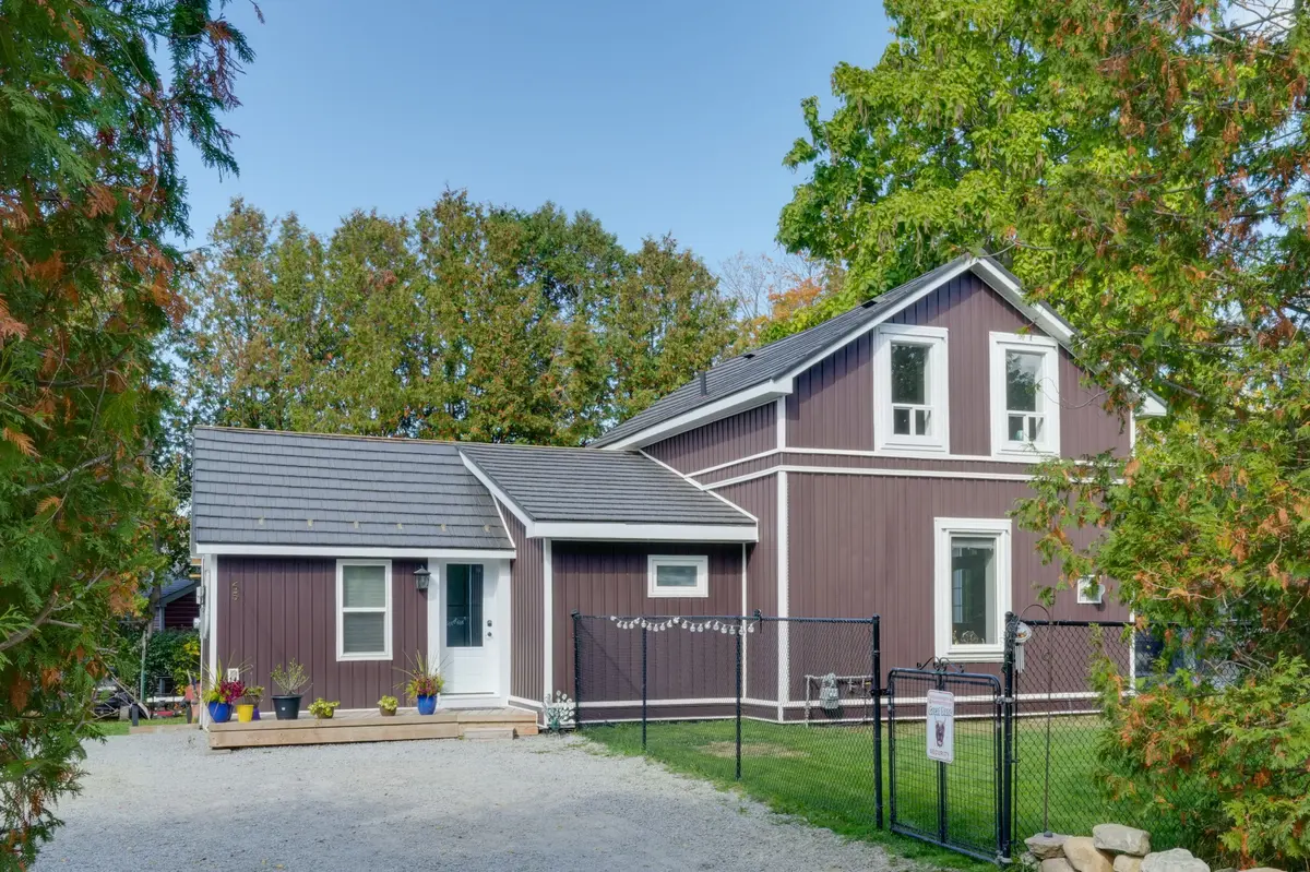 65 Bolster LN, Georgina, ON L0E 1N0