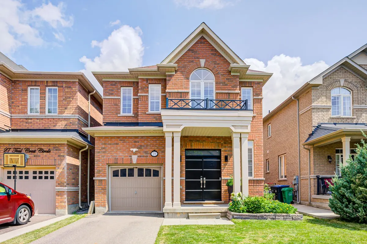 29 Teal Crest CIR, Brampton, ON L6X 2Z5