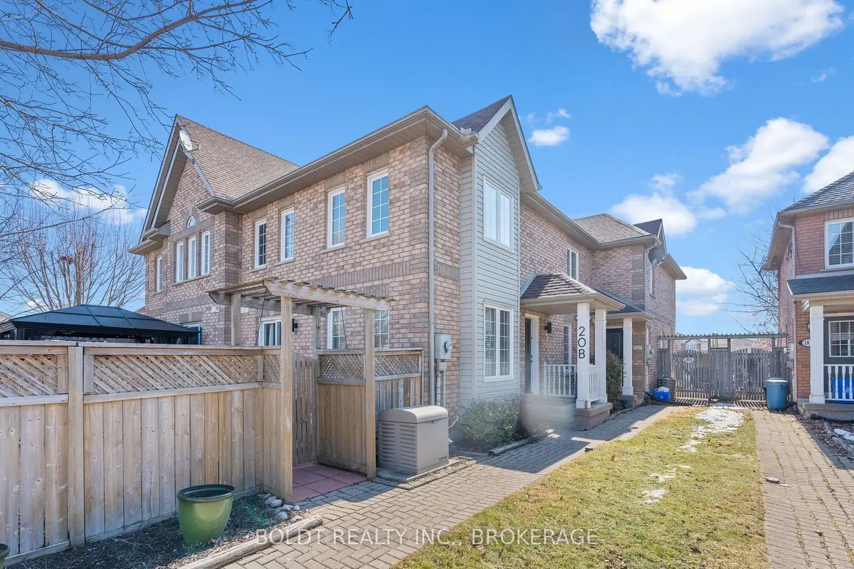 20 B Brown DR, St. Catharines, ON L2S 3Z4