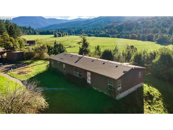 41308 S POWERS RD, Powers, OR 97466