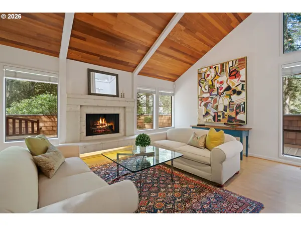 3107 SW NOTTINGHAM DR, Portland, OR 97201