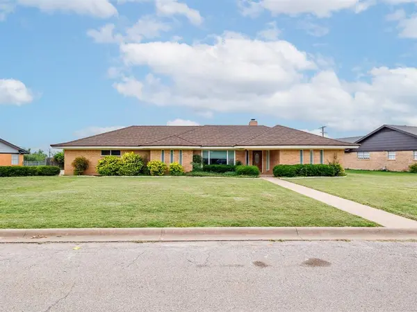 905 High Road, Coleman, TX 76834