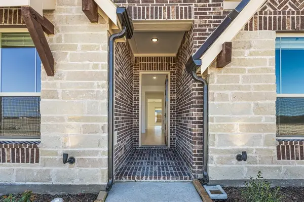 2005 Amber Gate Drive, Anna, TX 75409