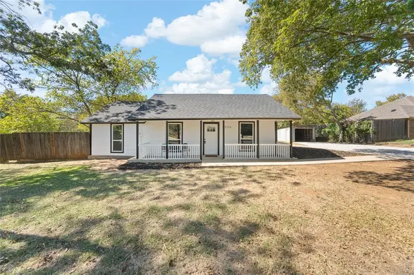 506 Caddell Street, Aubrey, TX 76227