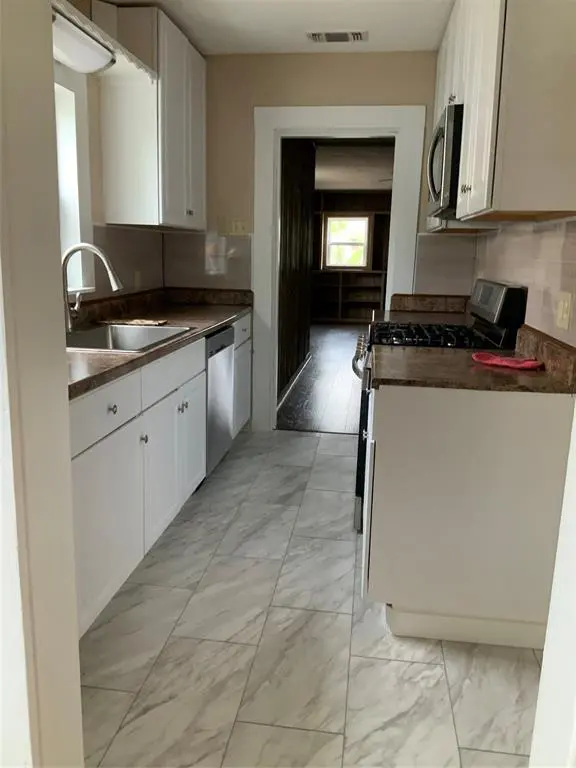 406 N 6th Street, Ballinger, TX 76821