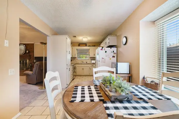 3440 Reno Drive, Paris, TX 75462