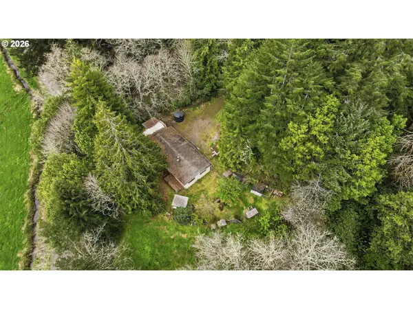 95007 NORTH WAY LN, North Bend, OR 97459