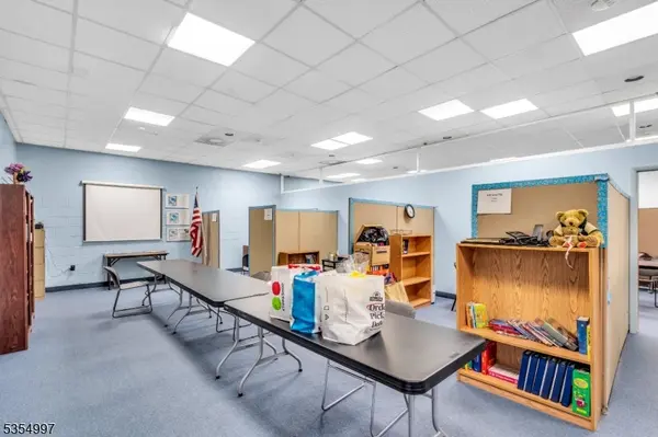 301 Forest Rd, Scotch Plains Twp., NJ 07076