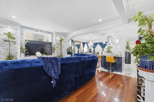 60 Stewart Ave, Kearny Town, NJ 07032