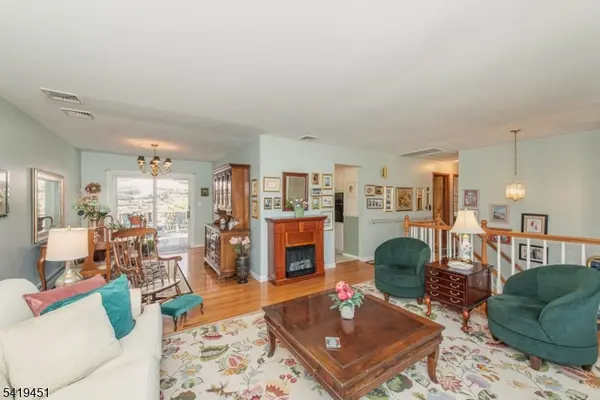 103 Cedar Rd, Ringwood Boro, NJ 07456