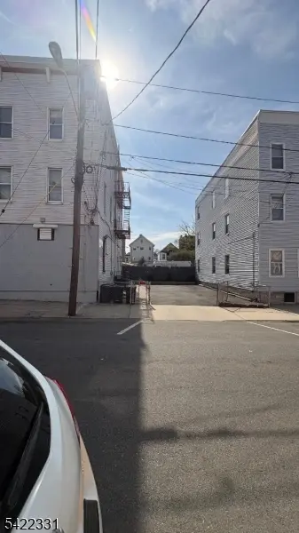 1709 Kennedy Blvd, Jersey City, NJ 07305