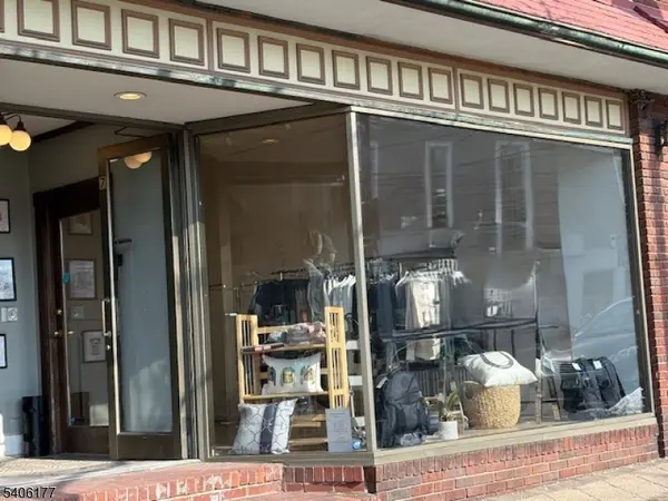 27 Olcott Sq, Bernardsville Boro, NJ 07924