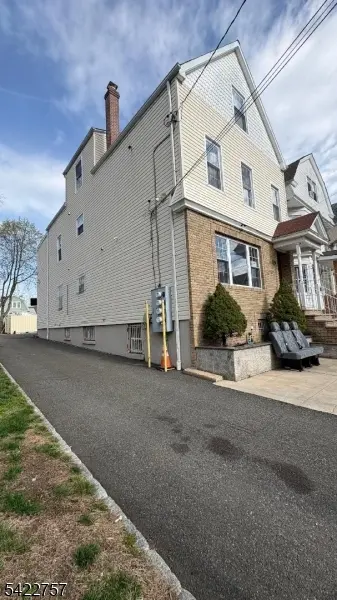 87 Ellis Ave, Irvington Twp., NJ 07111