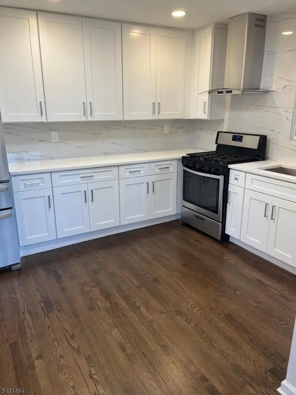 28 Washburn Pl, Caldwell Boro Twp., NJ 07006