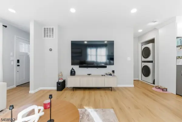 408 Main St, Hope Twp., NJ 07825