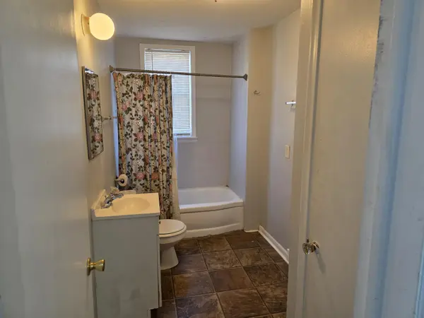 22006 N Chrysler DR #4, Hazel Park, MI 48030