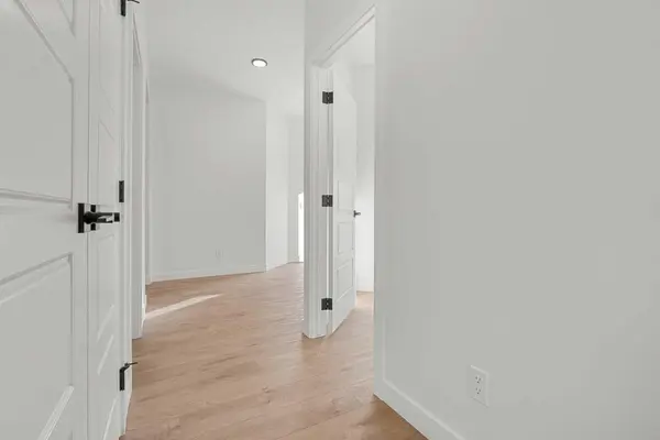 512 Lawthorn WAY SE, Airdrie, AB T4A 3N9