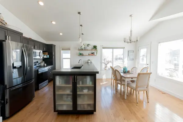 7125 115 ST, Grande Prairie, AB T8W 0H8