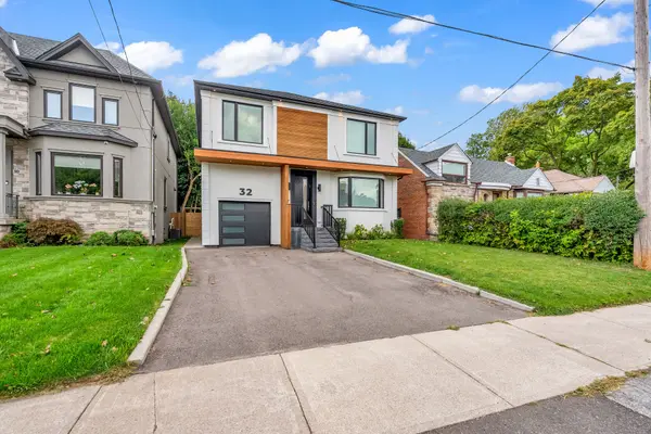 32 Almont RD, Toronto C06, ON M3H 3E3