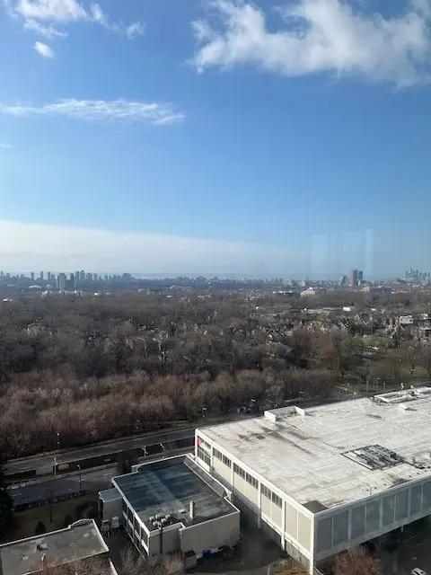 310 Tweedsmuir AVE #2008, Toronto C03, ON M5P 2Y2