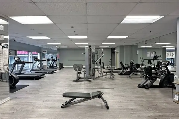 2550 Lawrence AVE #516, Toronto E04, ON M1P 4Z3