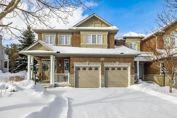 48 Stonecliffe CRES, Aurora, ON L4G 7Z6
