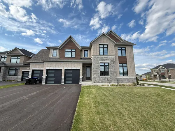 22 Mahogany TRL, Adjala-tosorontio, ON L0G 1W0