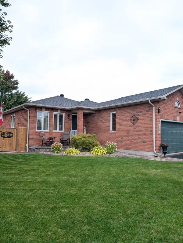 66 Coleman DR, Barrie, ON L4N 0N9