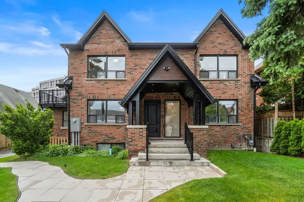 44 Larkin AVE #B, Toronto W01, ON M6S 1L8