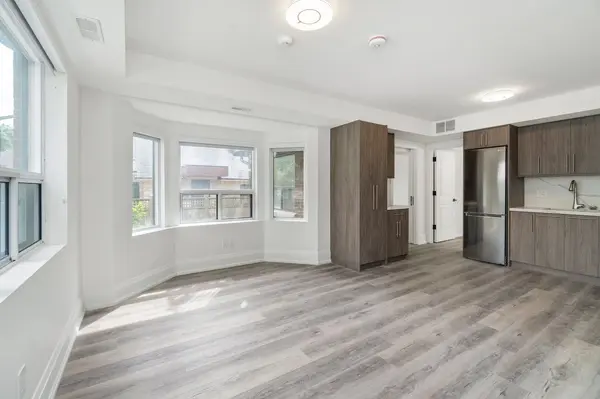 44 Larkin AVE #B, Toronto W01, ON M6S 1L8