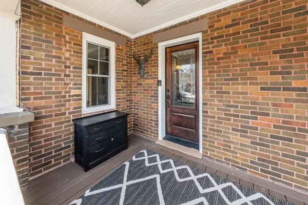 2 Maple AVE, Caledon, ON L7C 1K5