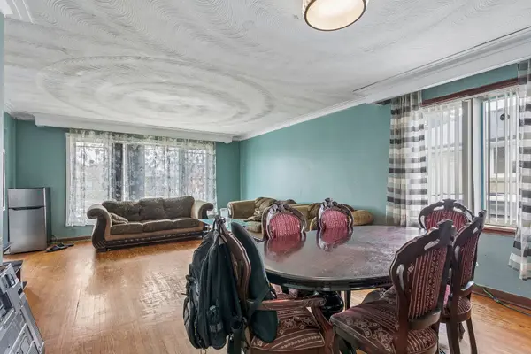 15 Dittmer CRES, Toronto W10, ON M9W 4P7