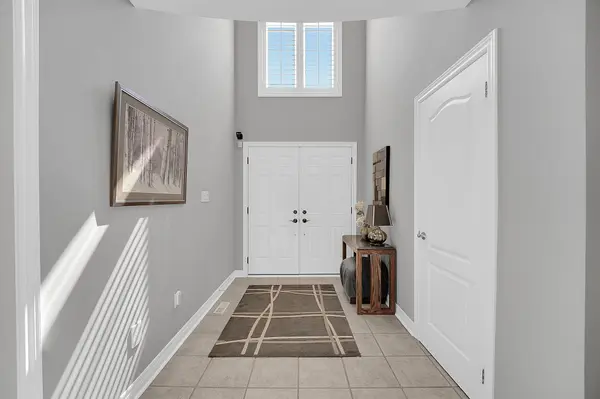 4 Vantagebrook CT, Caledon, ON L7E 1J3